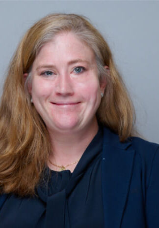Anna Peel headshot